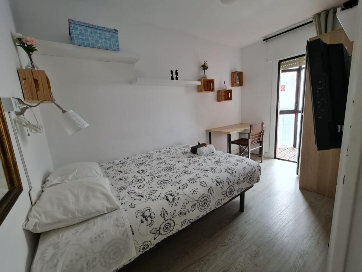 Alojamiento Can Buxeres L'Hospitalet de Llobregat Exterior foto